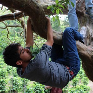 Alex_Aguirre_ action